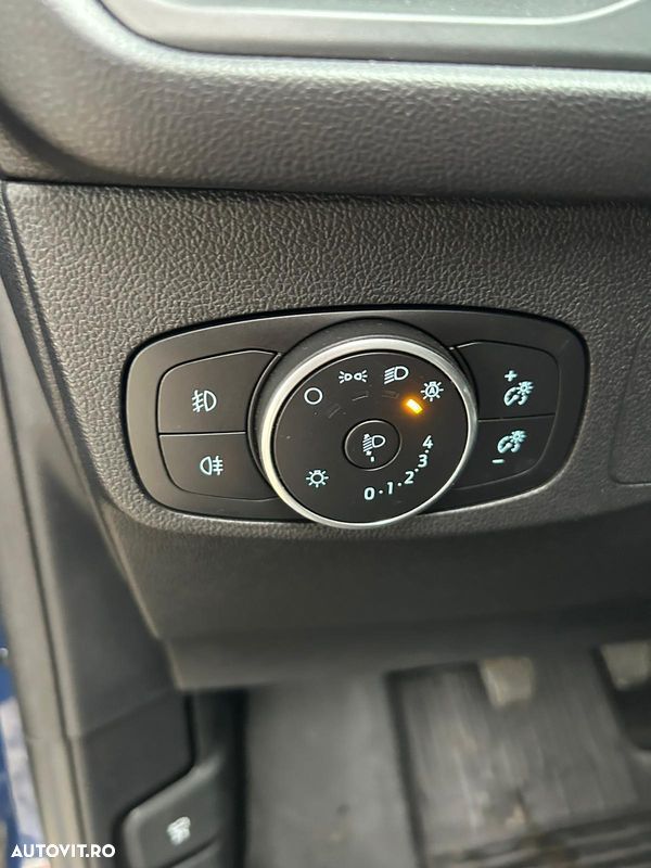 Ford Focus 1.0 EcoBoost Connected - 19