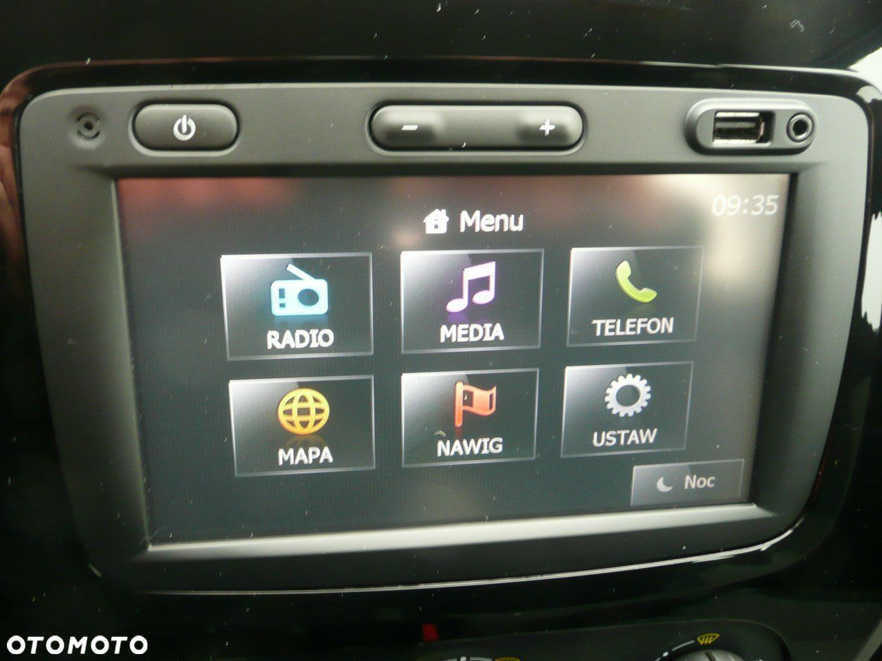 Renault Captur - 23