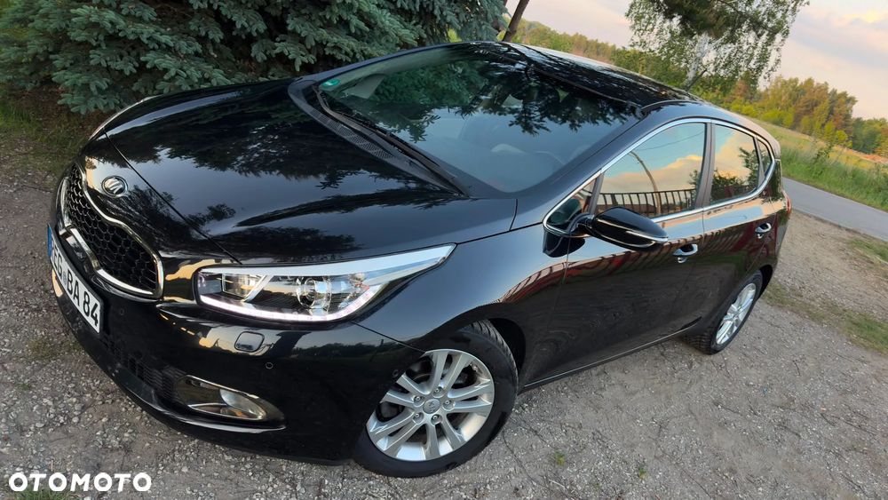Kia Ceed - 21