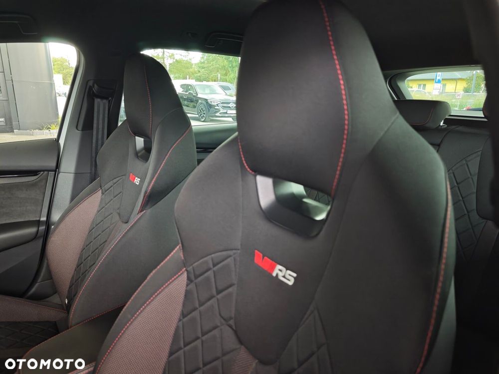 Skoda Octavia 2.0 TDI RS DSG - 30