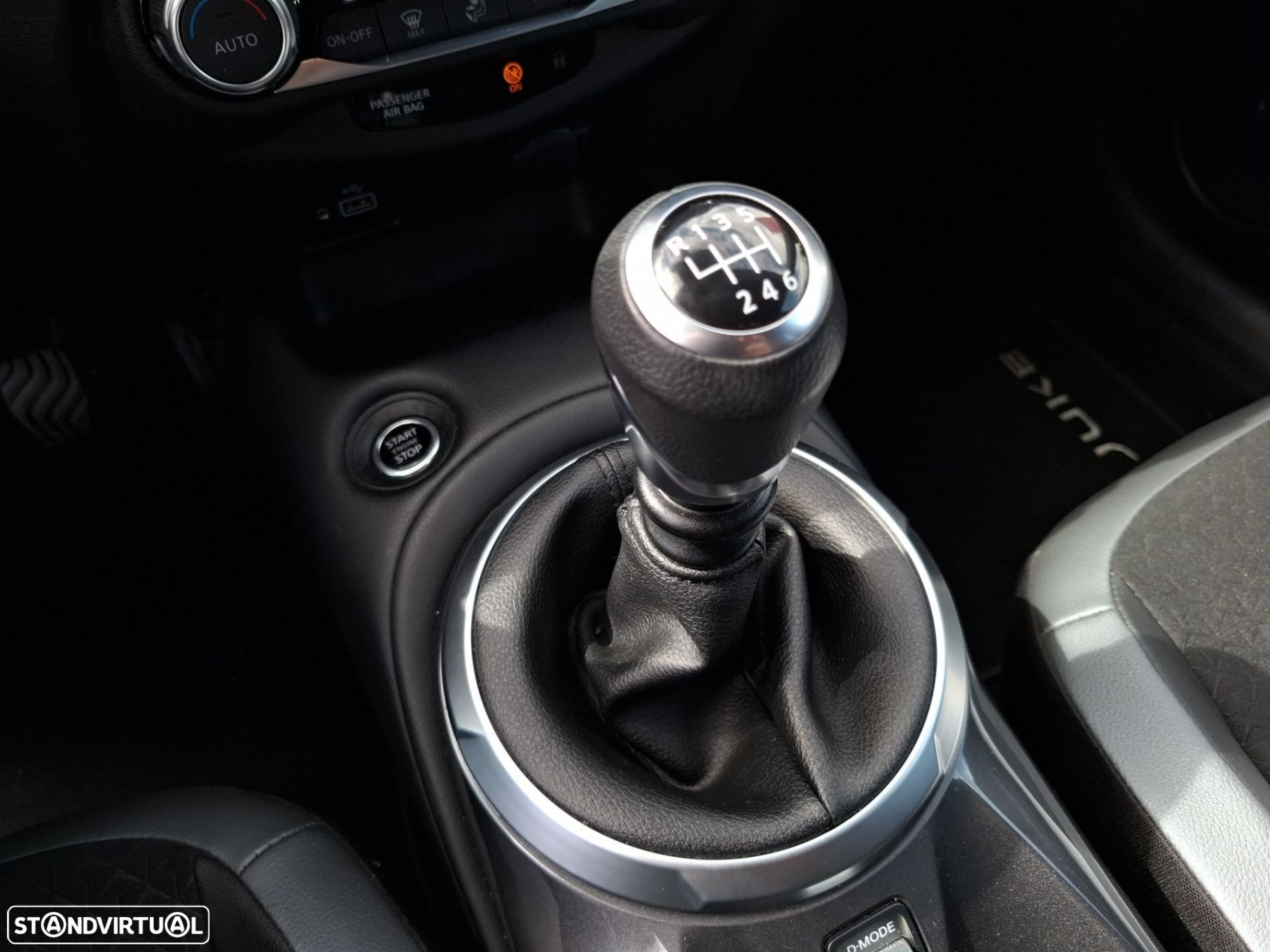 Nissan Juke 1.0 DIG-T N-Connecta NAV.+TwoTone NC - 18