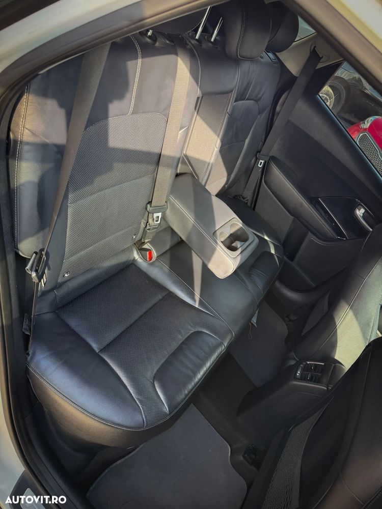 Kia Niro 1.6 GDI 2WD Aut. Edition 7 - 8