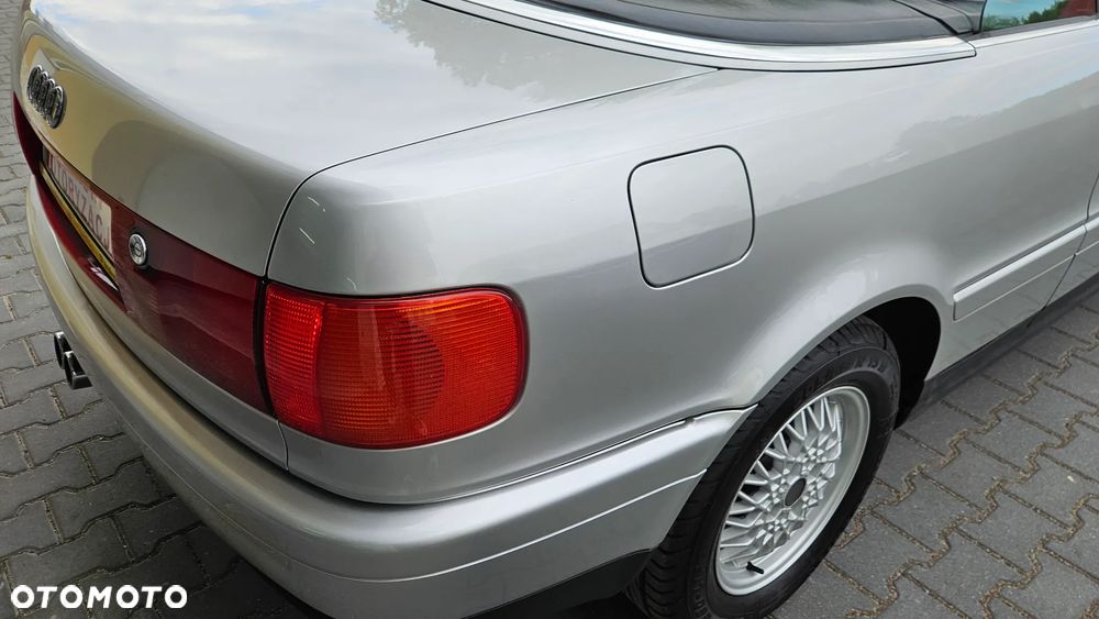 Audi 80 2.0 E - 32
