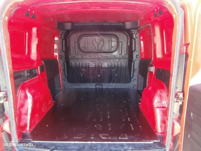 Fiat Doblo 1.3 MJ Easy - 17