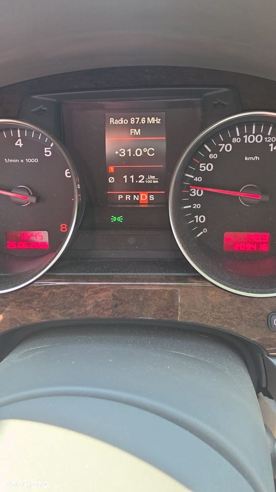 Audi A8 4.2 Quattro Langversion - 6