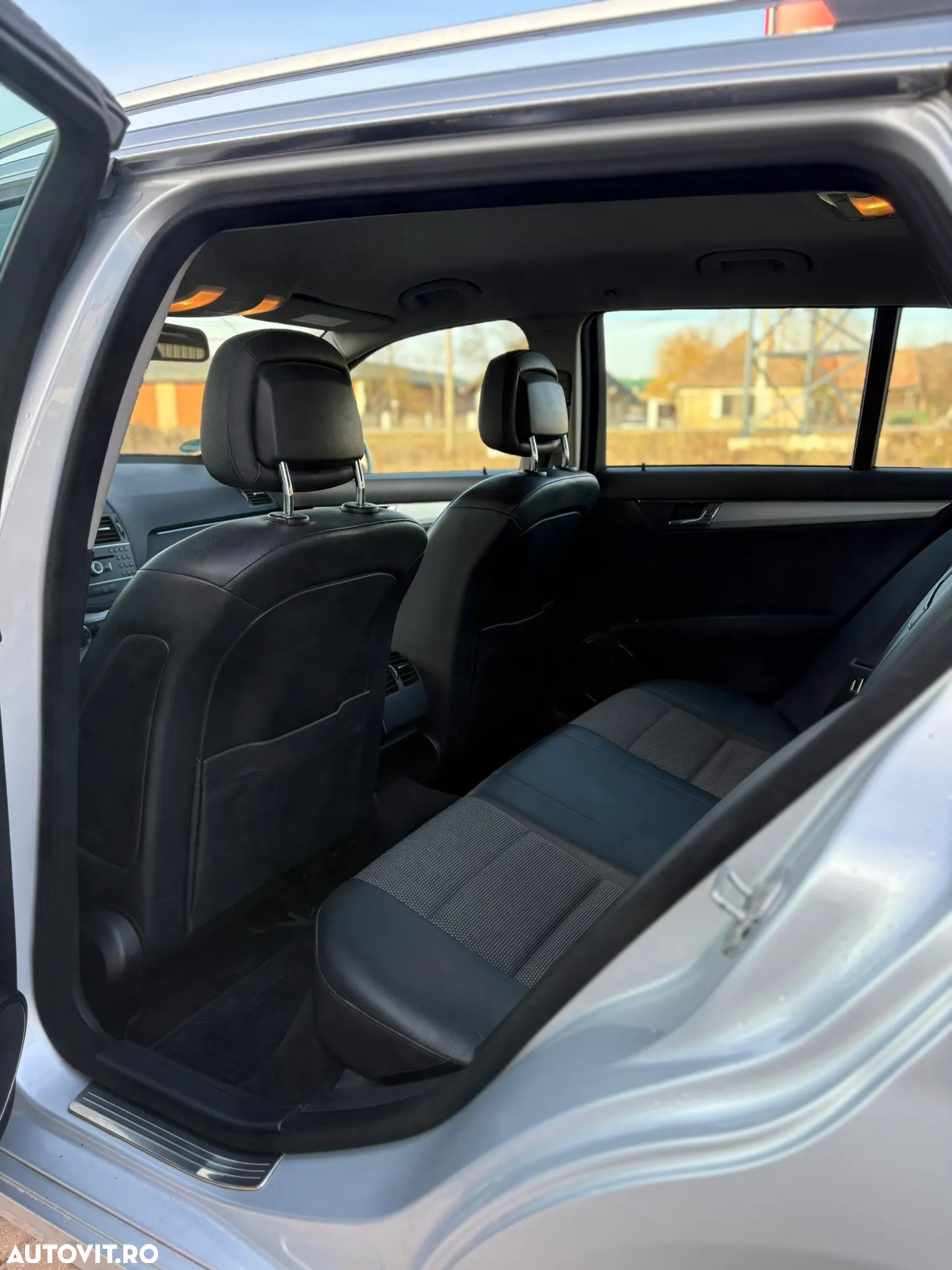 Mercedes-Benz C 200 T Kompressor Automatik Avantgarde - 29