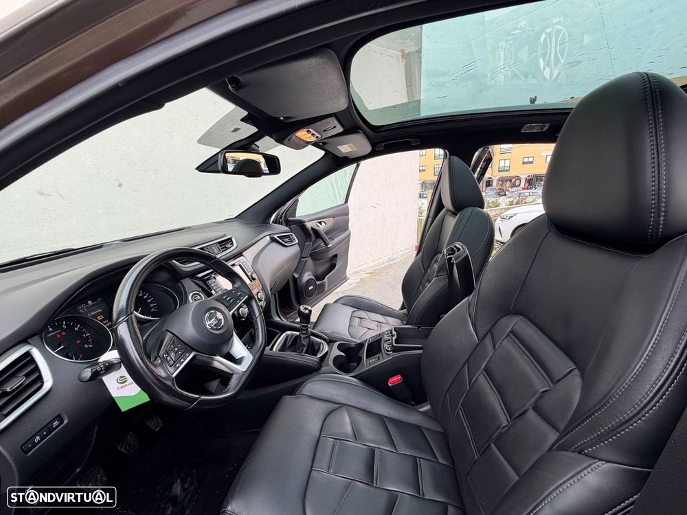 Nissan Qashqai 1.2 DIG-T Tekna Premium S Alcantara - 42