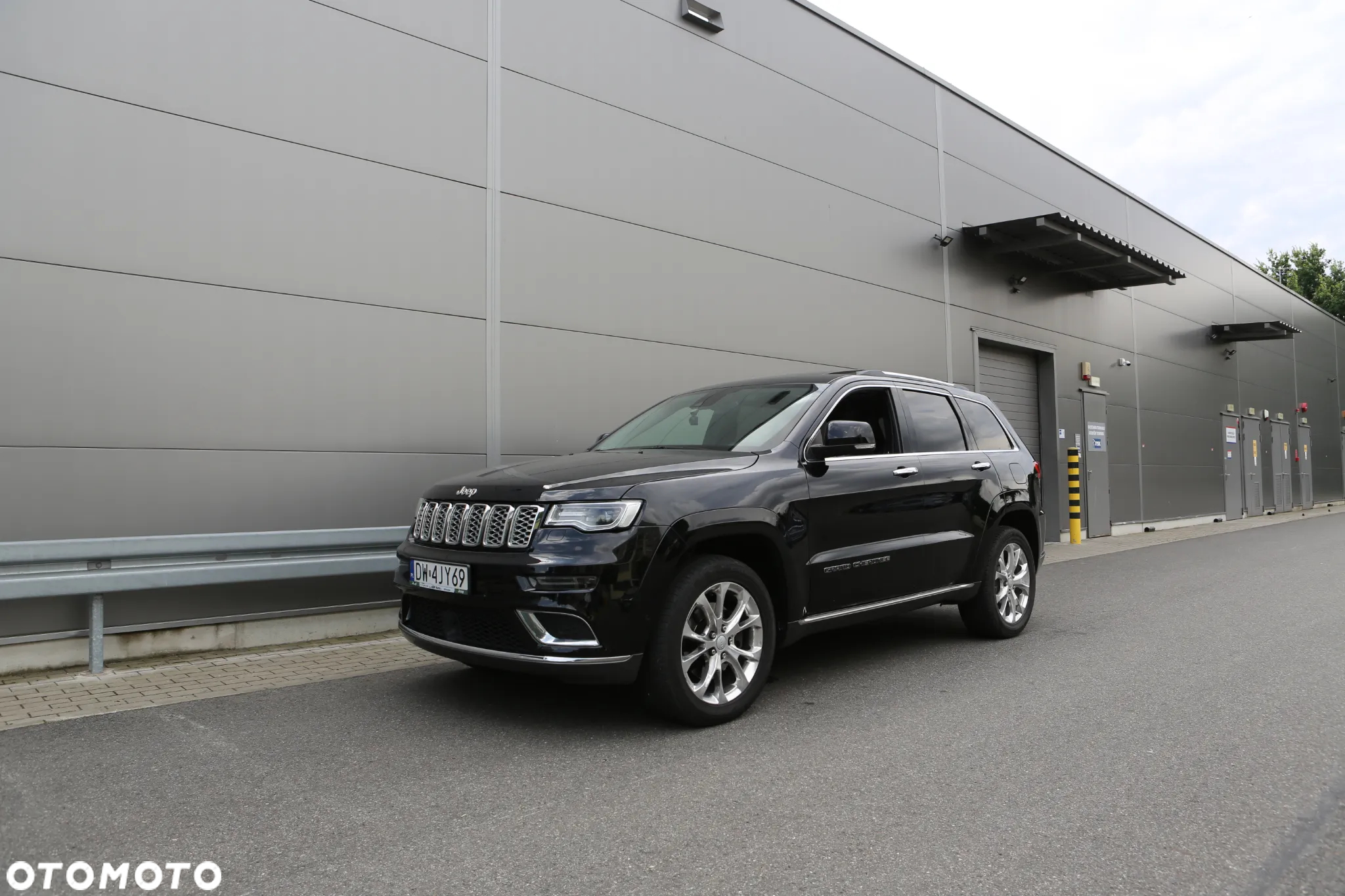Jeep Grand Cherokee 3.0 CRD Summit - 38