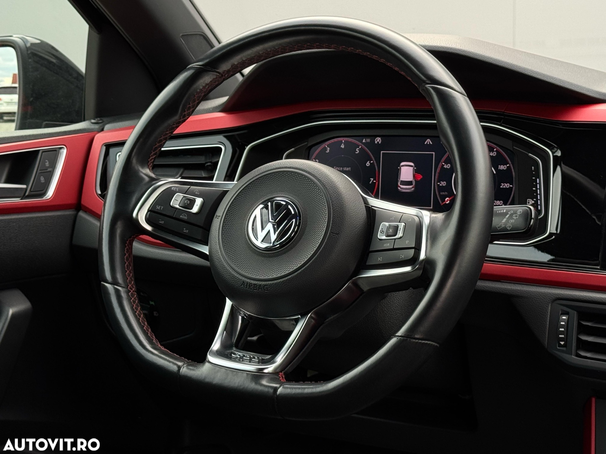 Volkswagen Polo 2.0 TSI OPF DSG GTI - 7