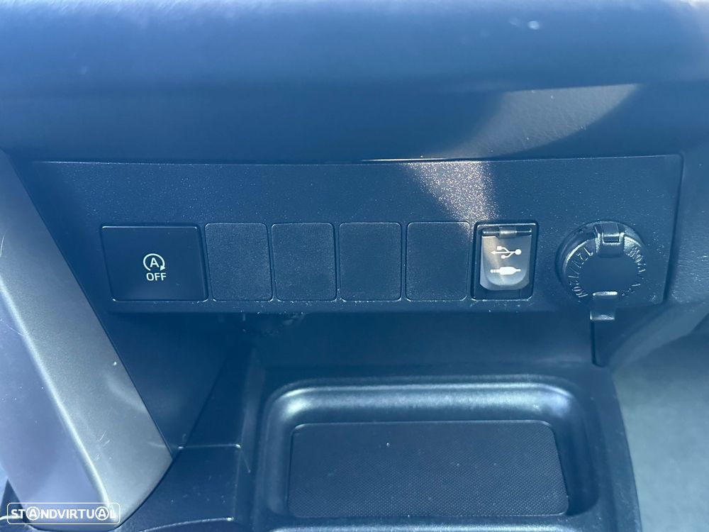 Toyota RAV4 2.0 D-4D Comfort - 11