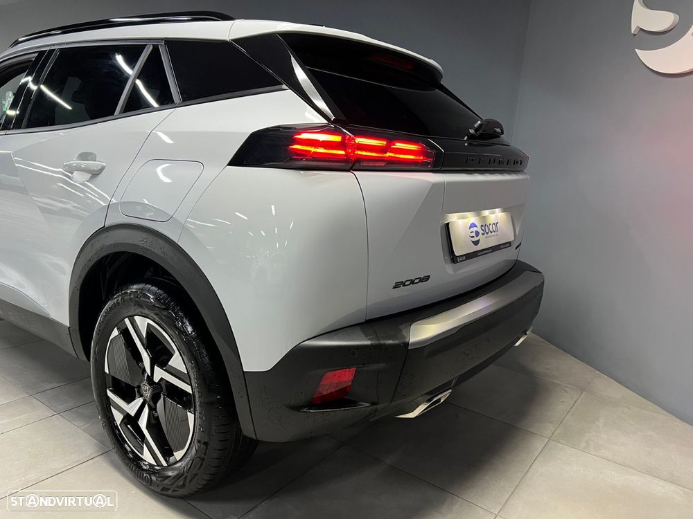 Peugeot 2008 1.2 Hybrid Allure e-DCS6 - 4