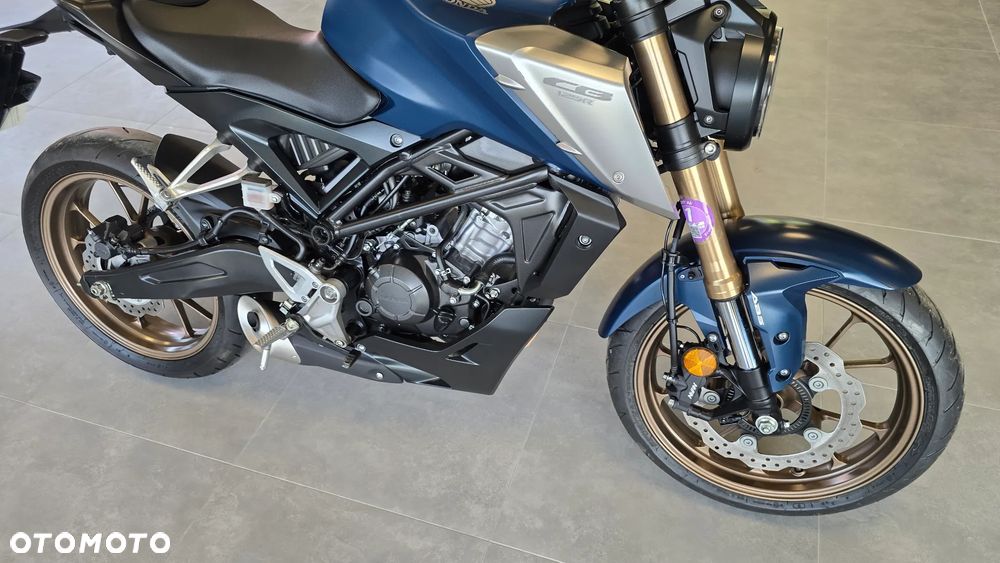 Honda CB - 28