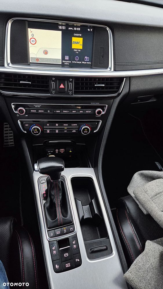 Kia Optima 1.6 T-GDI GT Line DCT - 11