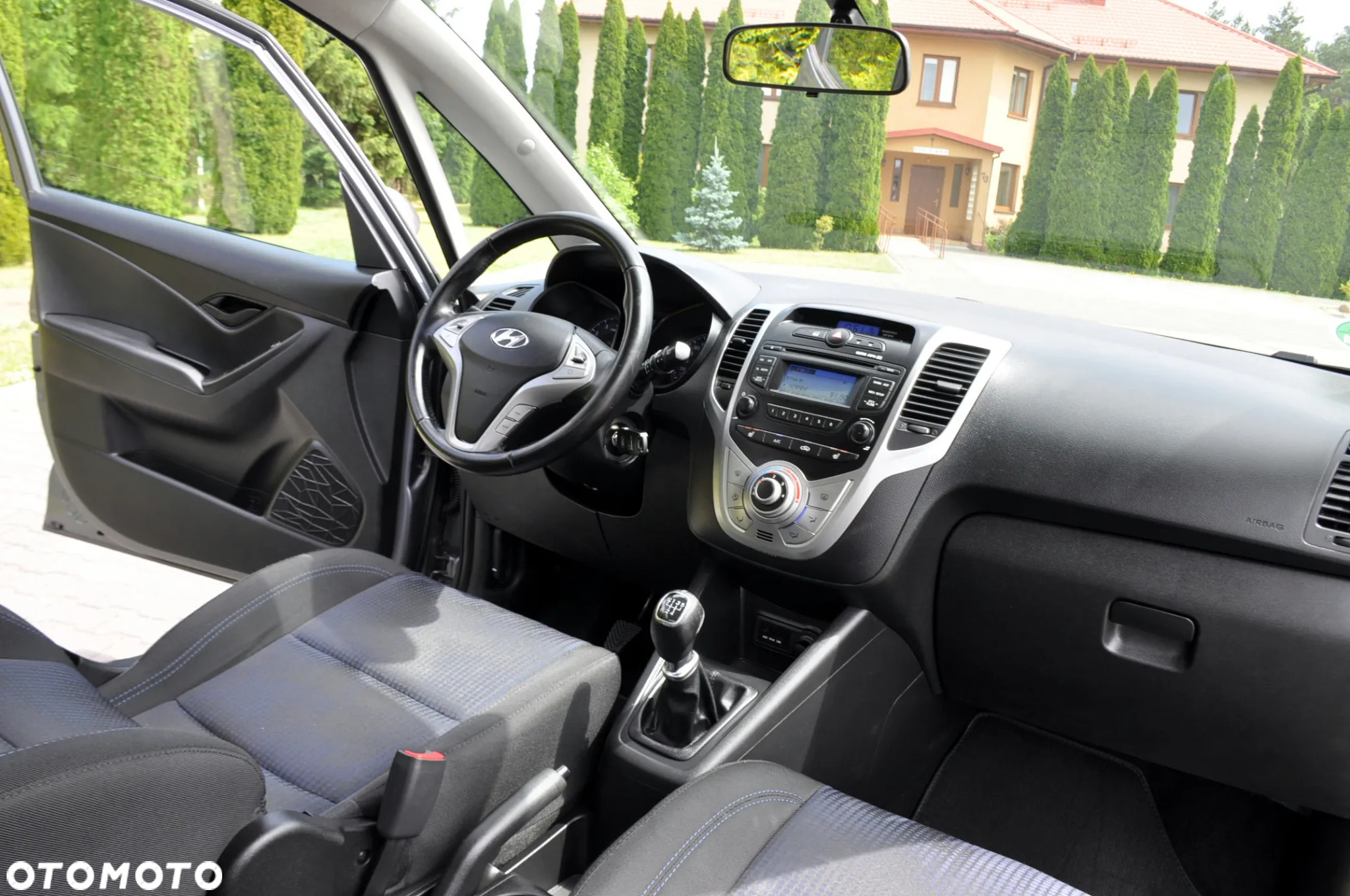 Hyundai ix20 1.4 Premium - 25