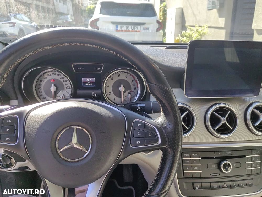 Mercedes-Benz GLA - 6