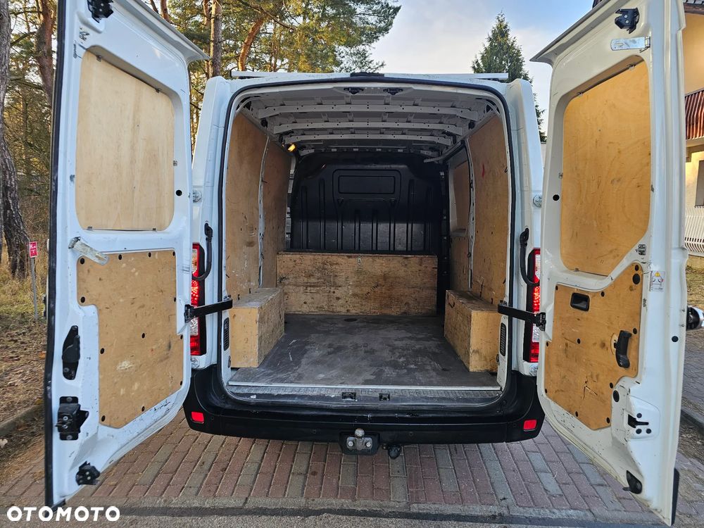 Renault Master - 25