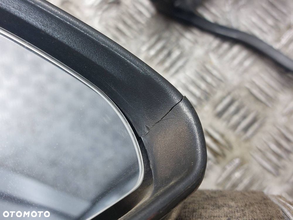 LUSTERKO LEWE + PRAWE MANUALNE VW POLO IV 2 PIN - 10