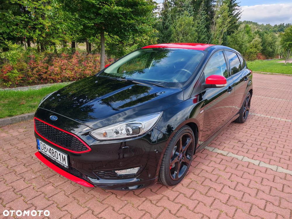 Ford Focus 1.5 EcoBoost ST-Line ASS - 1