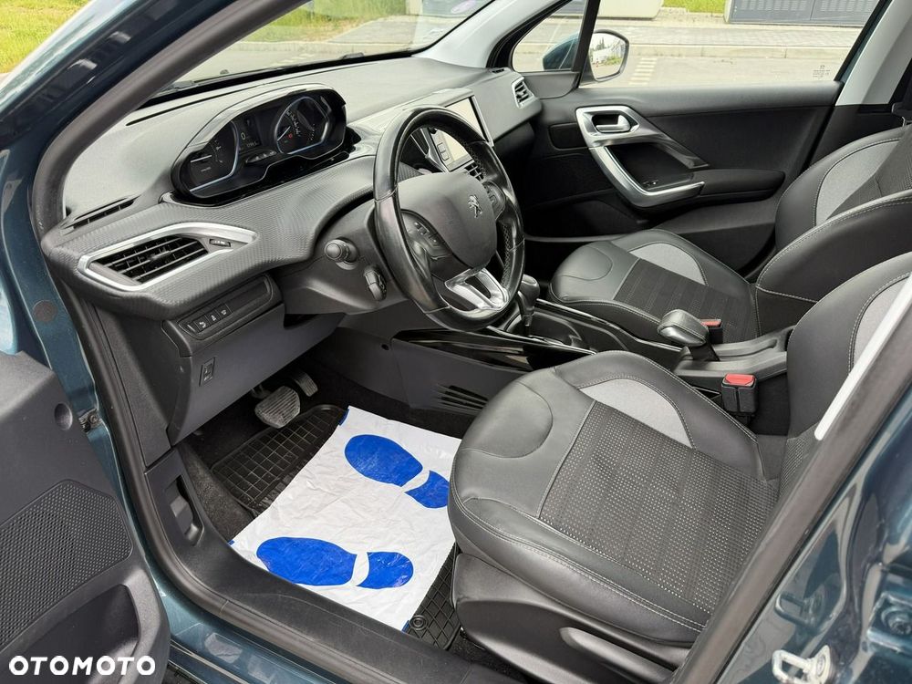 Peugeot 2008 PureTech 110 Stop&Start EAT6 Allure - 17