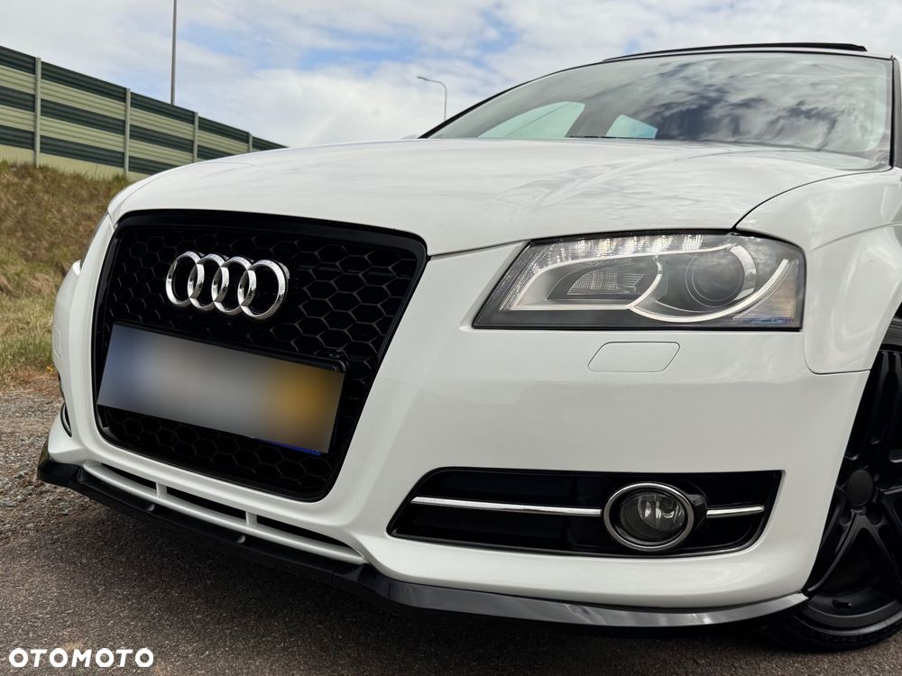 Audi A3 Sportback 2.0 TDI DPF S line Sportpaket - 9