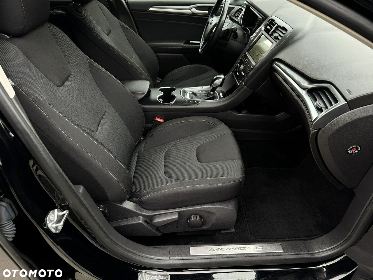 Ford Mondeo - 21