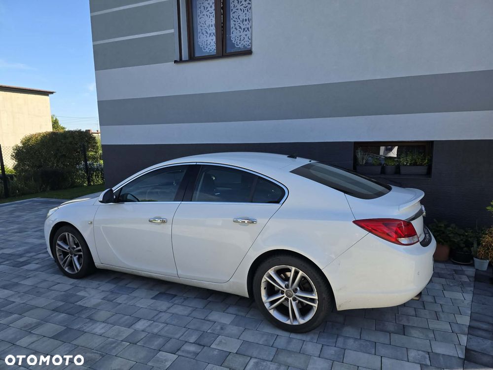 Opel Insignia 2010 photo 2
