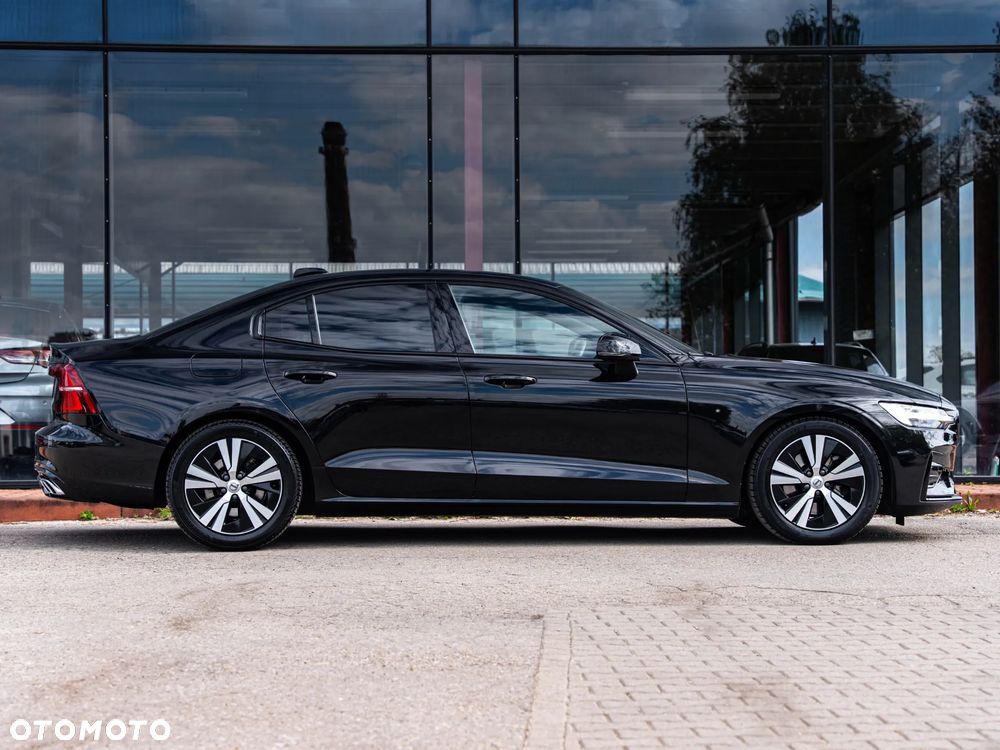 Volvo S60 B4 B DKG Plus Dark - 15