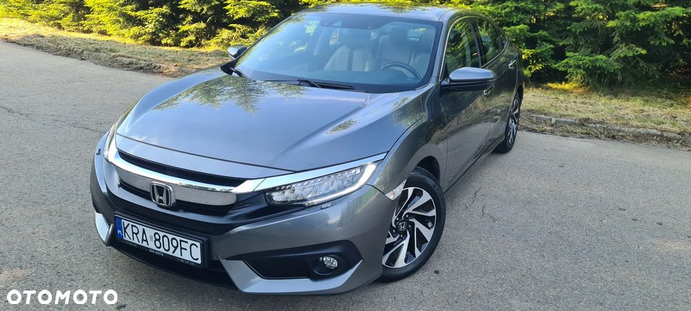 Honda Civic 1.5 i-VTEC Turbo CVT Sport Plus - 2