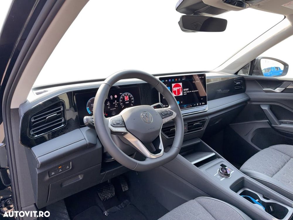 Volkswagen Tiguan - 9