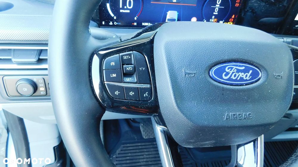 Ford TRANSIT CUSTOM Nowy Model  2.0 136PS. Led  Felgi Alu  Automat Titanium FV23% - 17