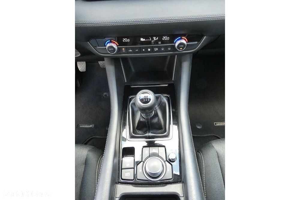 Mazda 6 - 10