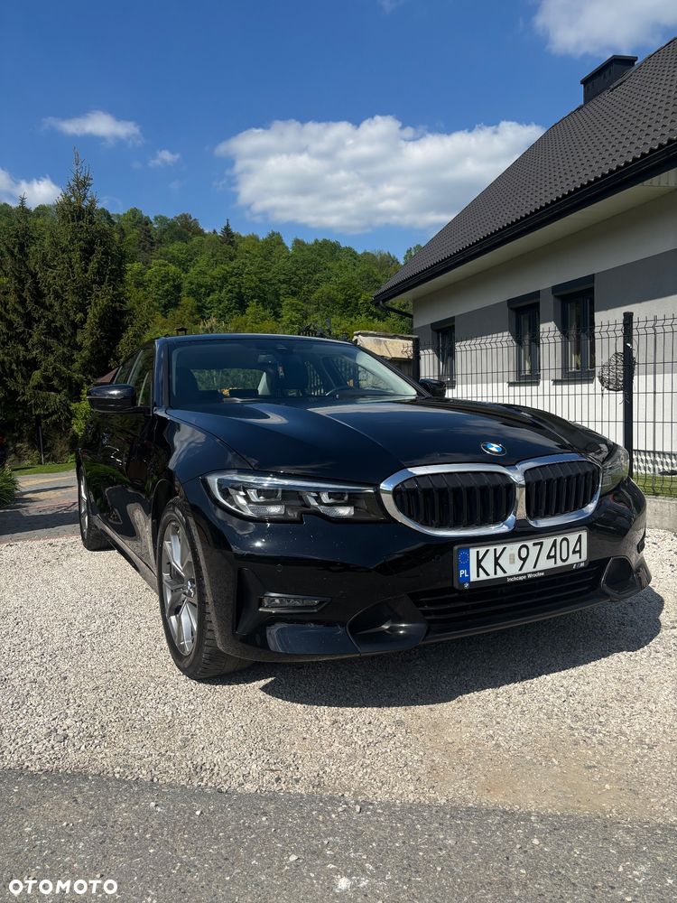 BMW Seria 3 318i Sport Line - 2