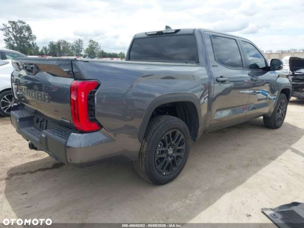 Toyota Tundra - 6