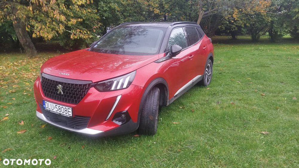 Peugeot 2008 PureTech 130 EAT8 GT - 4