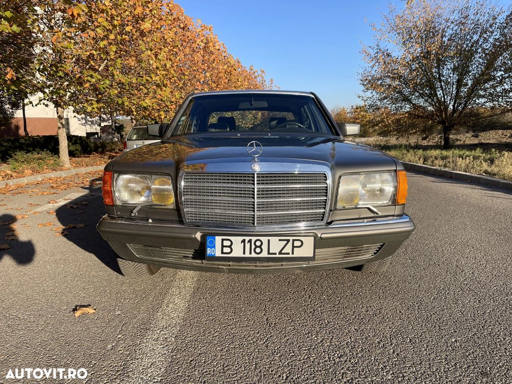 Mercedes-Benz W126 - 1