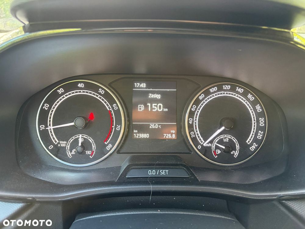 Skoda Fabia 1.0 TSI Ambition - 24