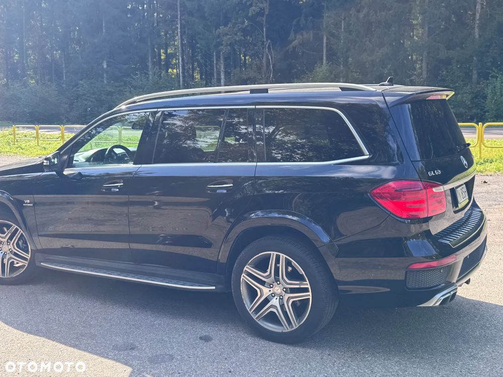 Mercedes-Benz GL 63 AMG - 7