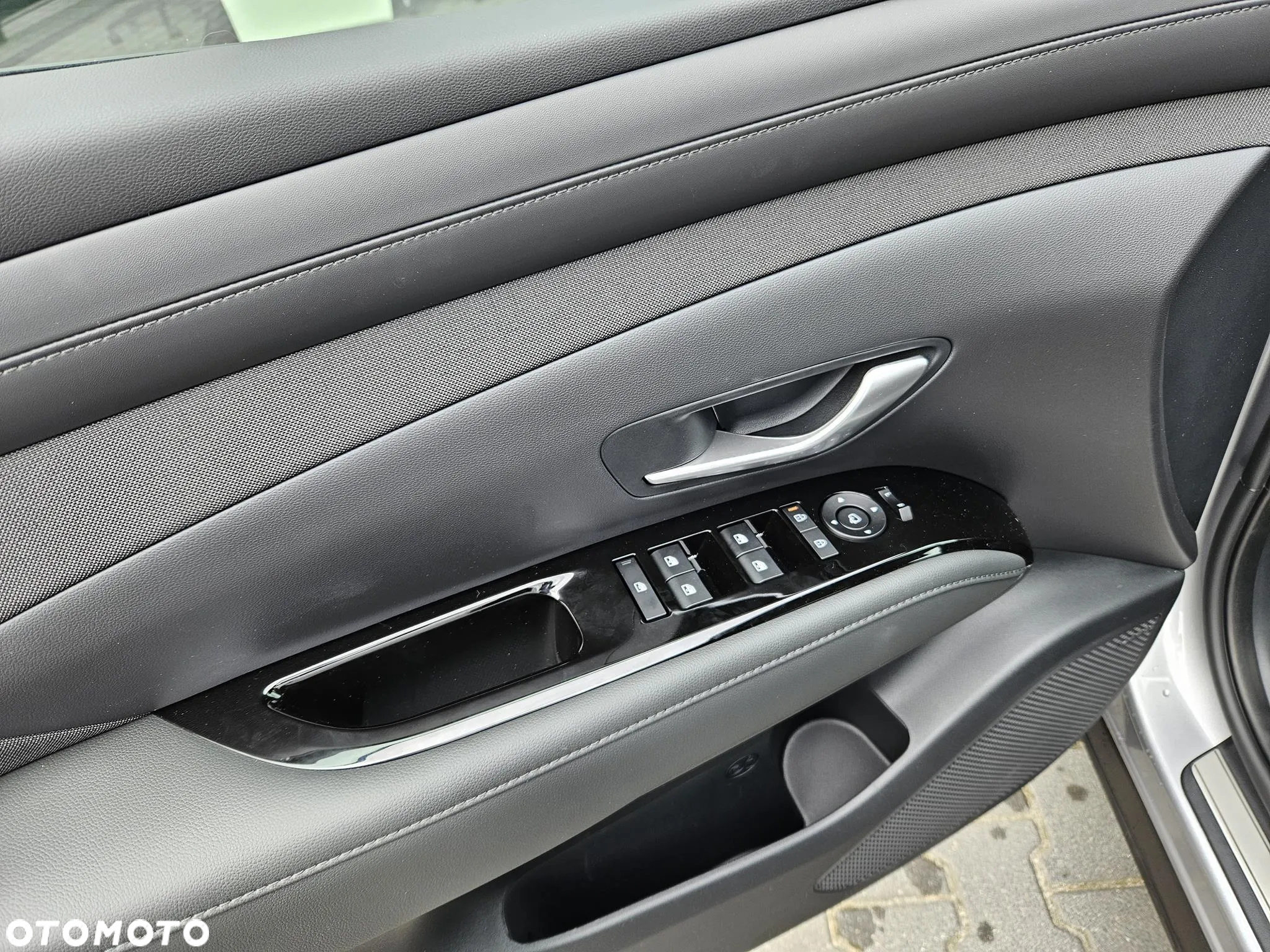Hyundai Tucson 1.6 T-GDi HEV Executive 2WD - 16