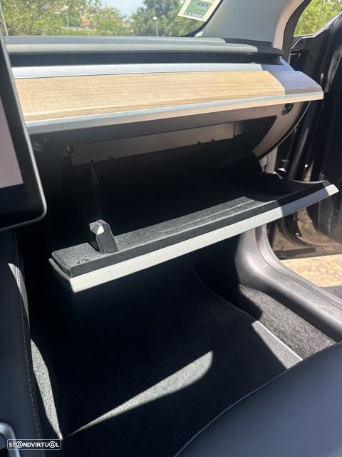 Tesla Model 3 Long Range AWD Dual Motor - 31
