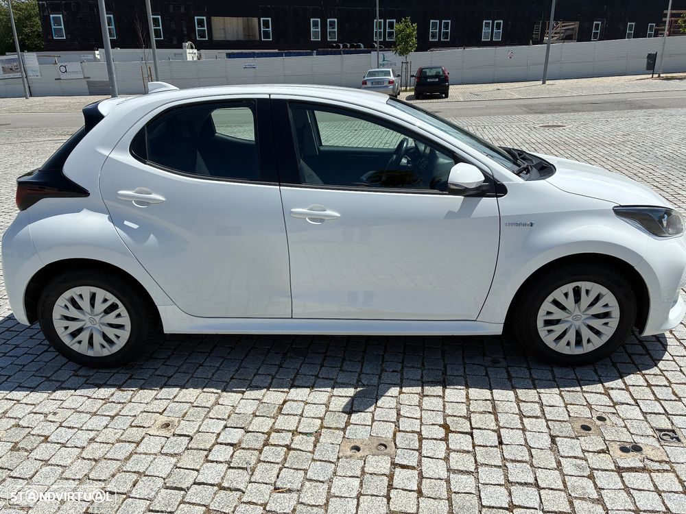 Toyota Yaris 1.5 HDF Comfort - 8