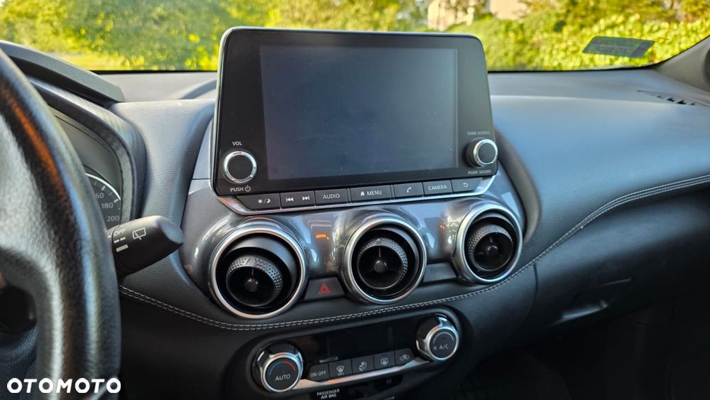 Nissan Juke 1.0 DIG-T N-Connecta DCT - 9
