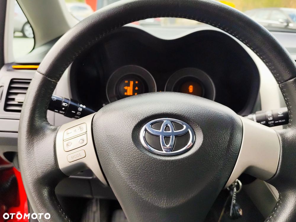 Toyota Auris 1.4 VVT-i Sol - 15