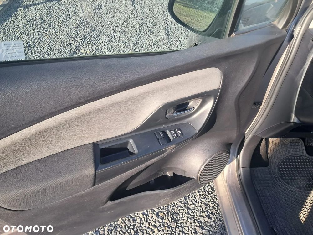 Toyota Yaris 1.33 Dynamic EU6 - 9