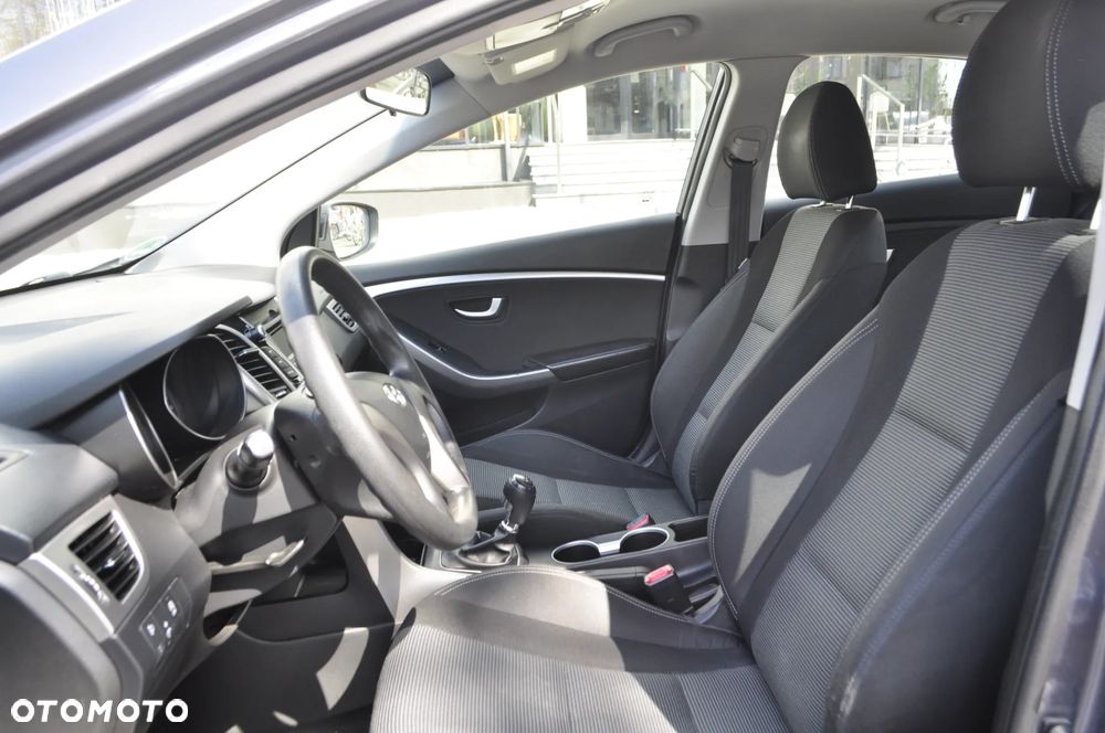 Hyundai i30 1.4 Classic - 11