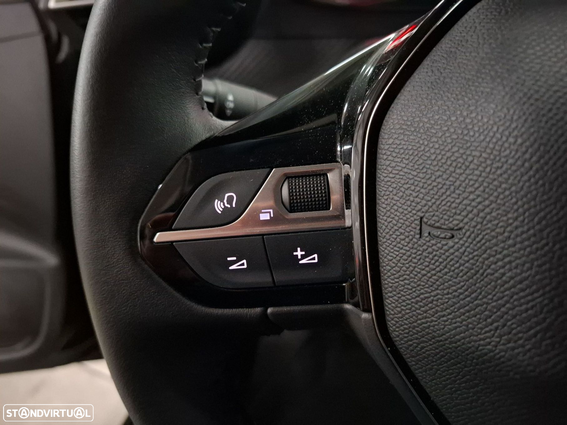Peugeot 208 1.2 PureTech Active - 14
