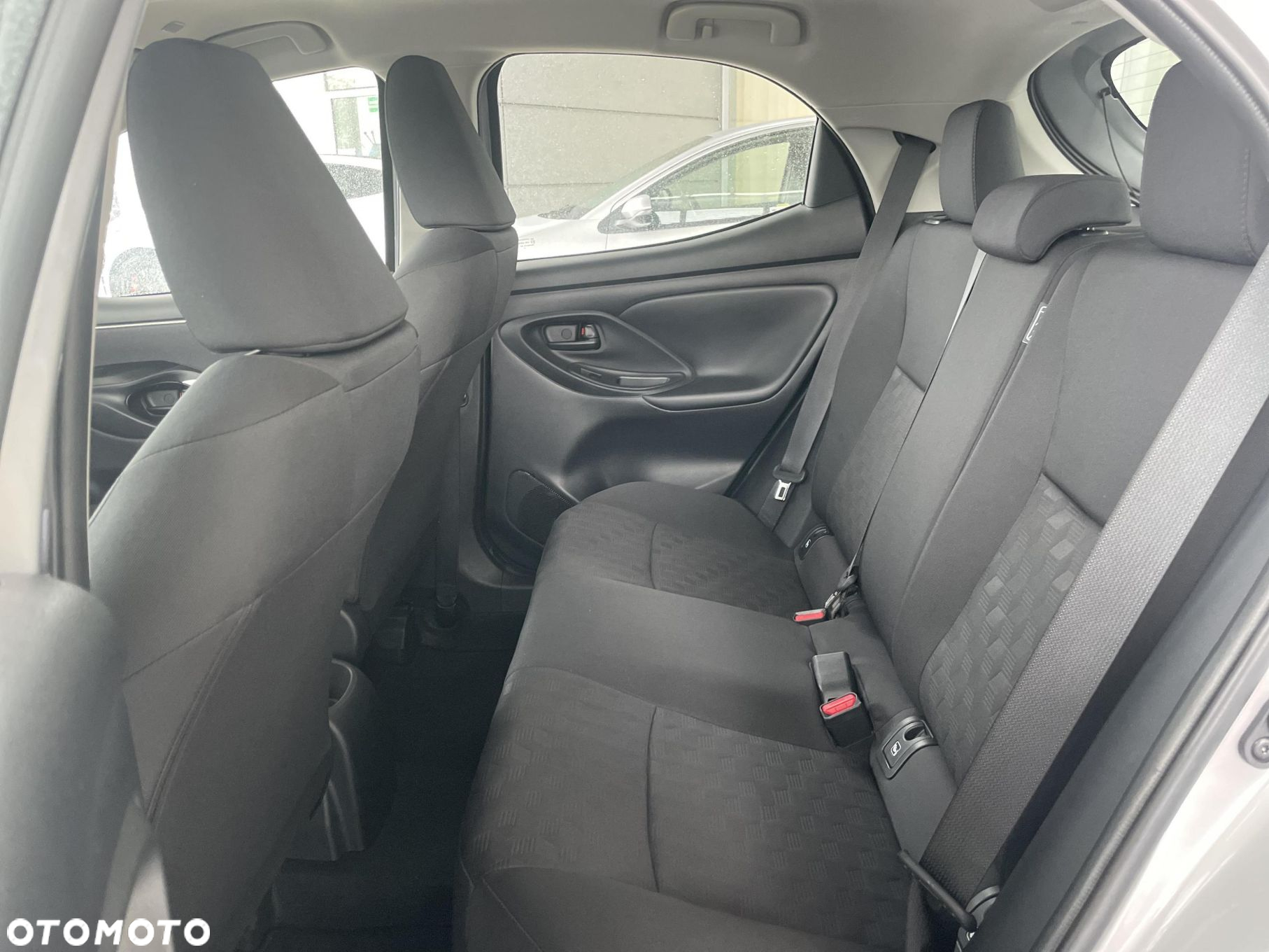 Toyota Yaris 1.5 Comfort - 14