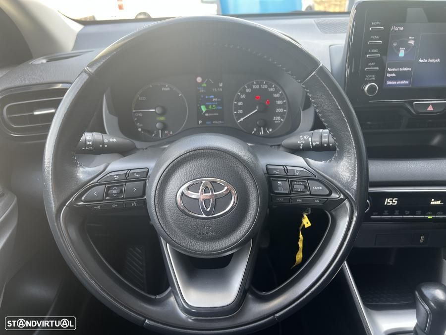 Toyota Yaris 1.5 HDF Comfort Plus - 22