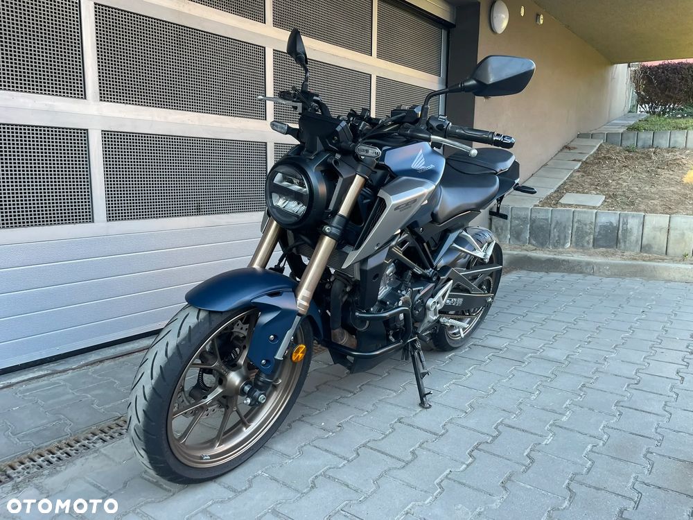 Honda CB - 3