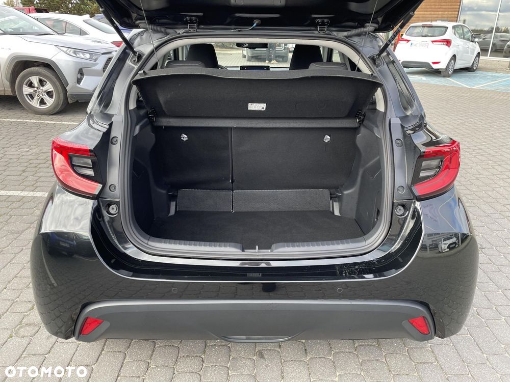 Toyota Yaris Hybrid 1.5 Style - 14