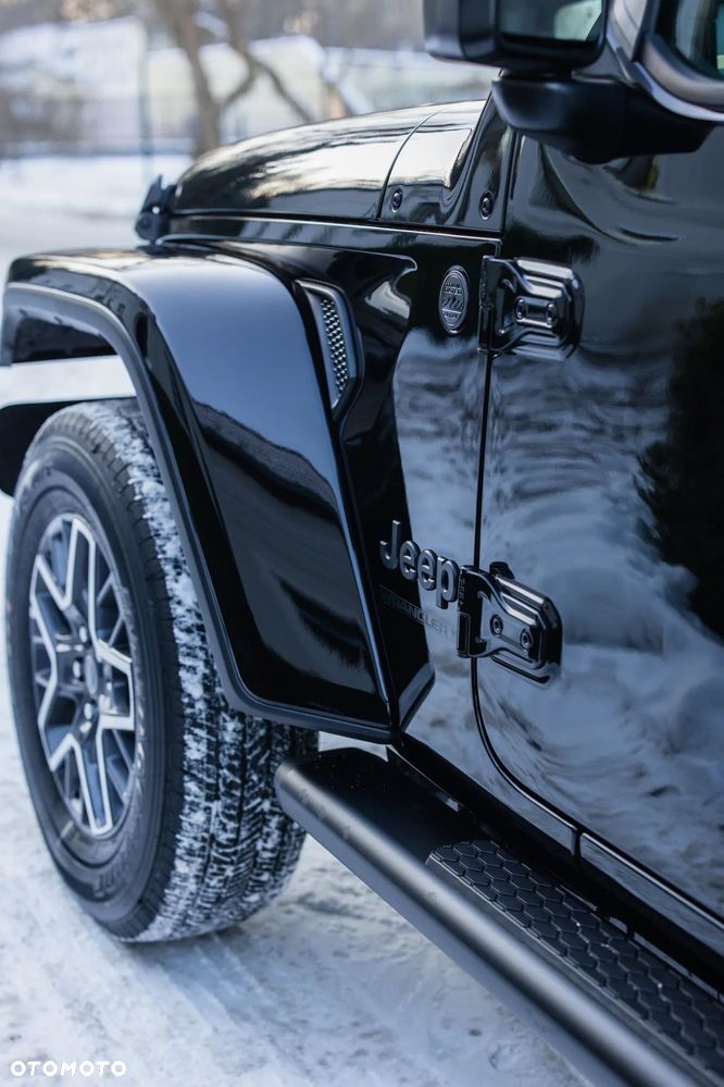 Jeep Wrangler Unlimited GME 2.0 Turbo Sahara - 6